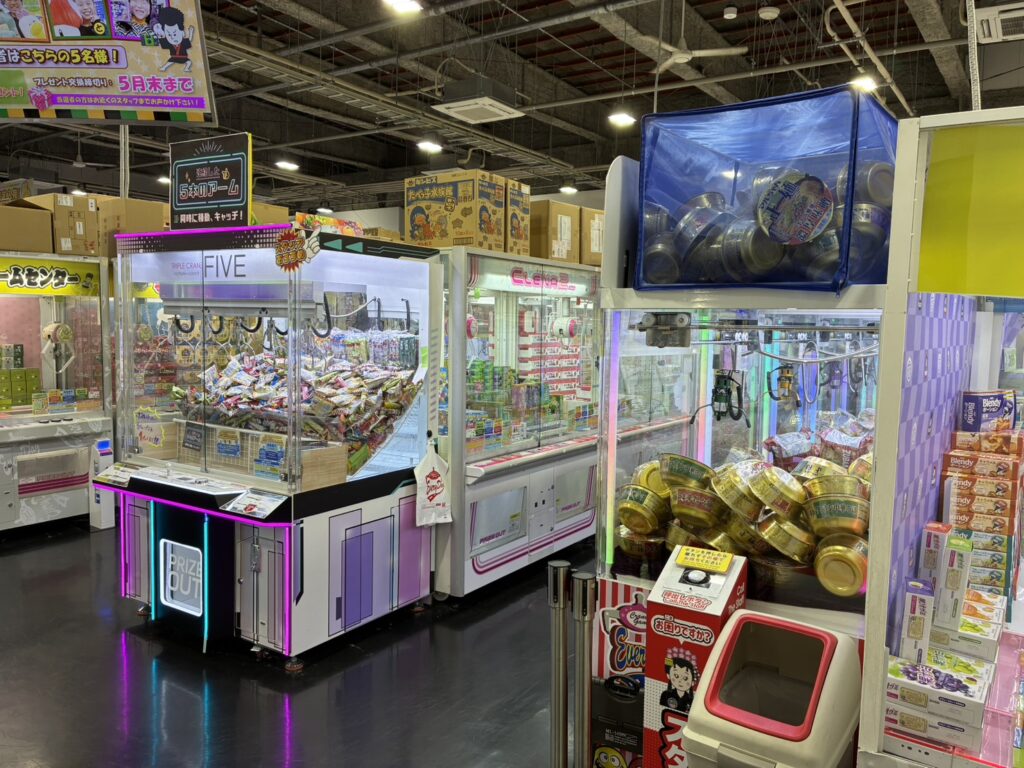 八潮エブデイとってき屋　食品UFOキャッチャー