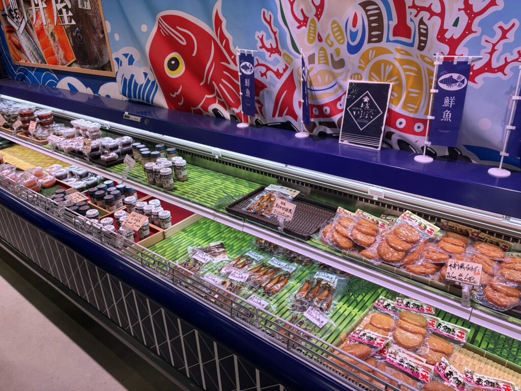 道の駅べに花の郷おけがわ　お土産屋さん