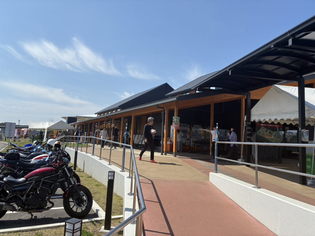 道の駅べに花の郷おけがわ　