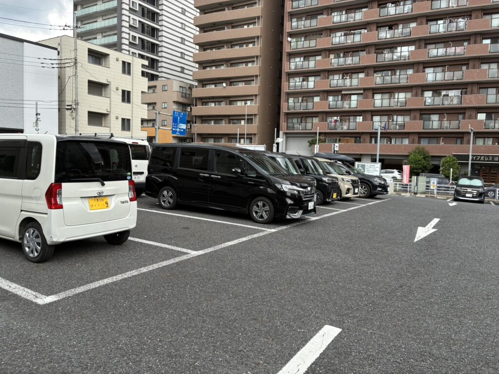 埼玉県立近代美術館　駐車場