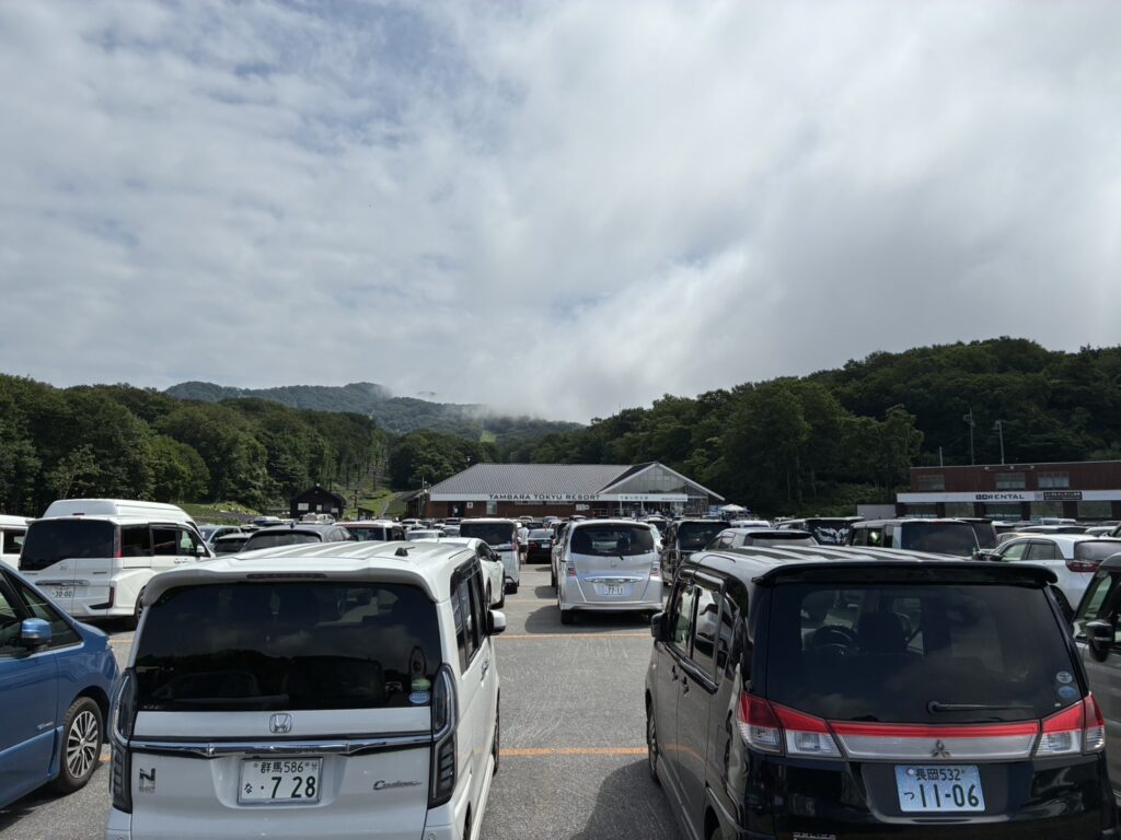 たんばらラベンダーパーク　駐車場