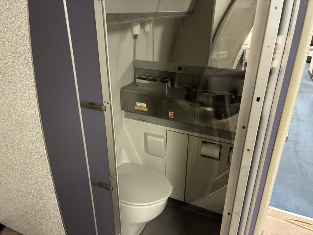 航空科学博物館 機内