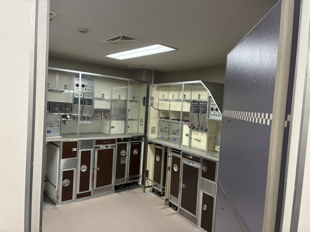 航空科学博物館 機内