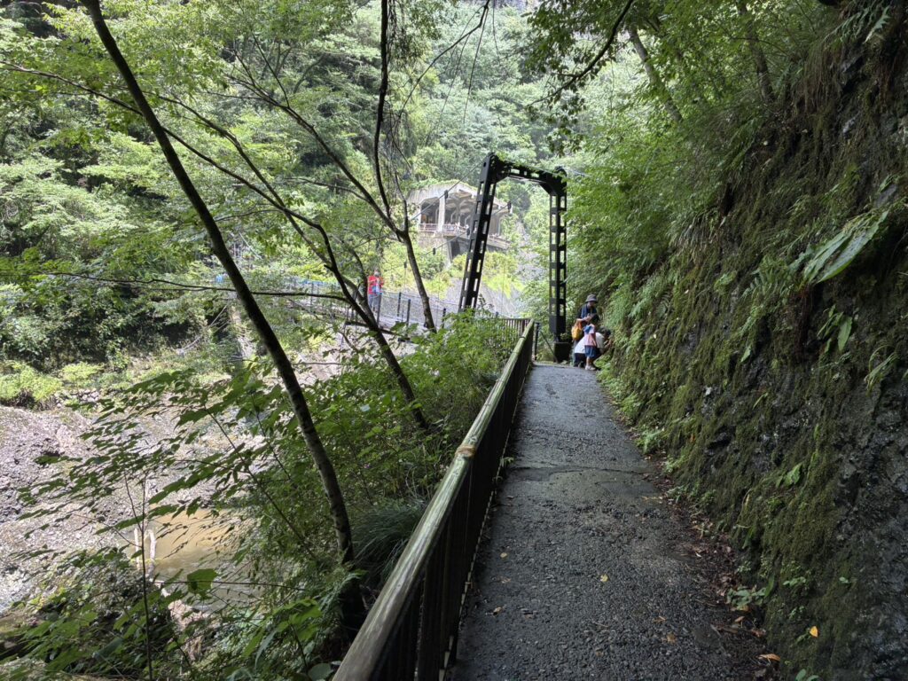 袋田の滝　つり橋