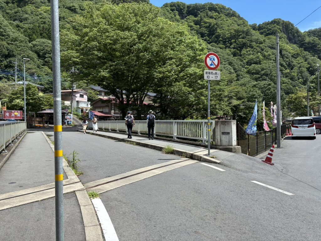袋田の滝　駐車場